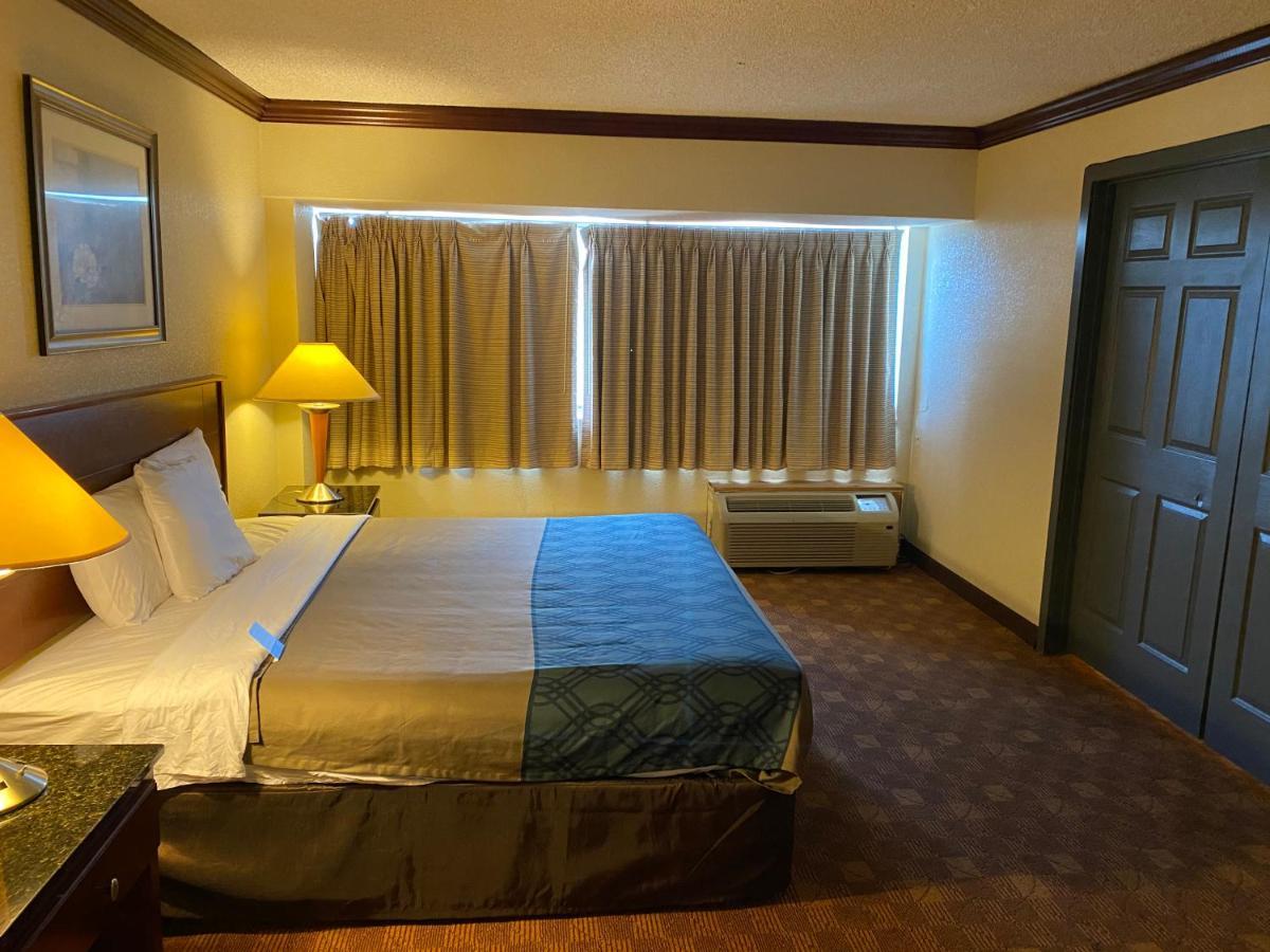 Rodeway Inn Сендстон Номер фото