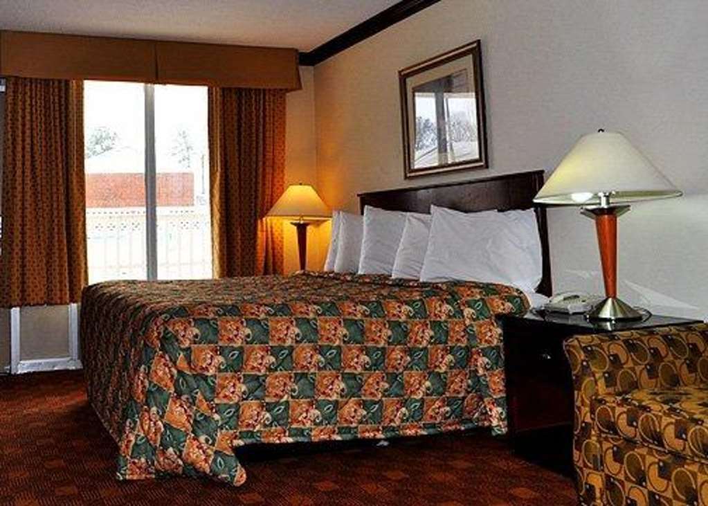 Rodeway Inn Сендстон Номер фото